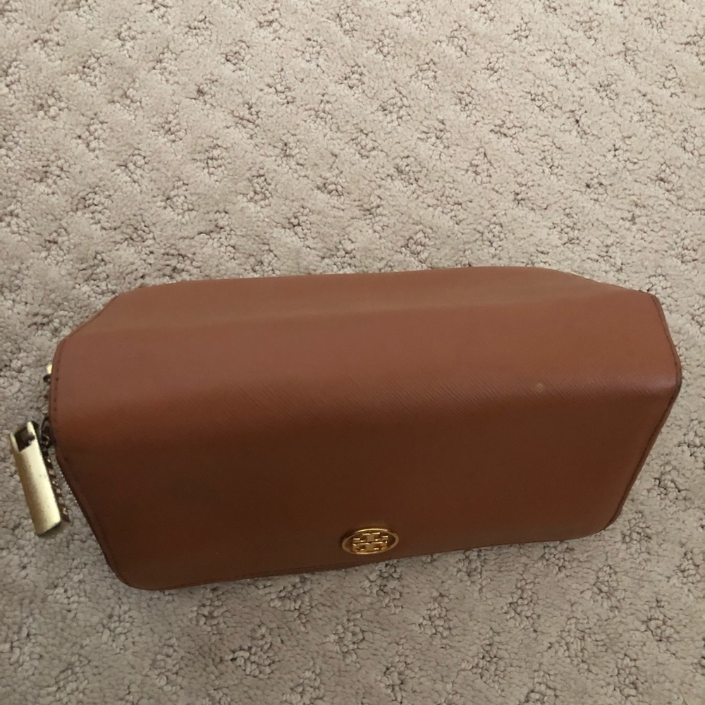 Tory Burch Double Zip Wallet Robinson Tan - Picture 8 of 9